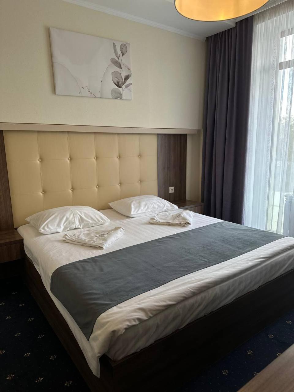 Sun Rise Inn Karagandy 외부 사진